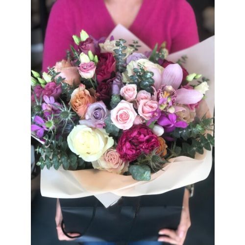 Abby - Hand tied bouquet ( No vase)